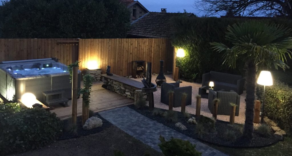 5 idées originales pour aménager un coin spa dans son jardin, Ligne-Spa