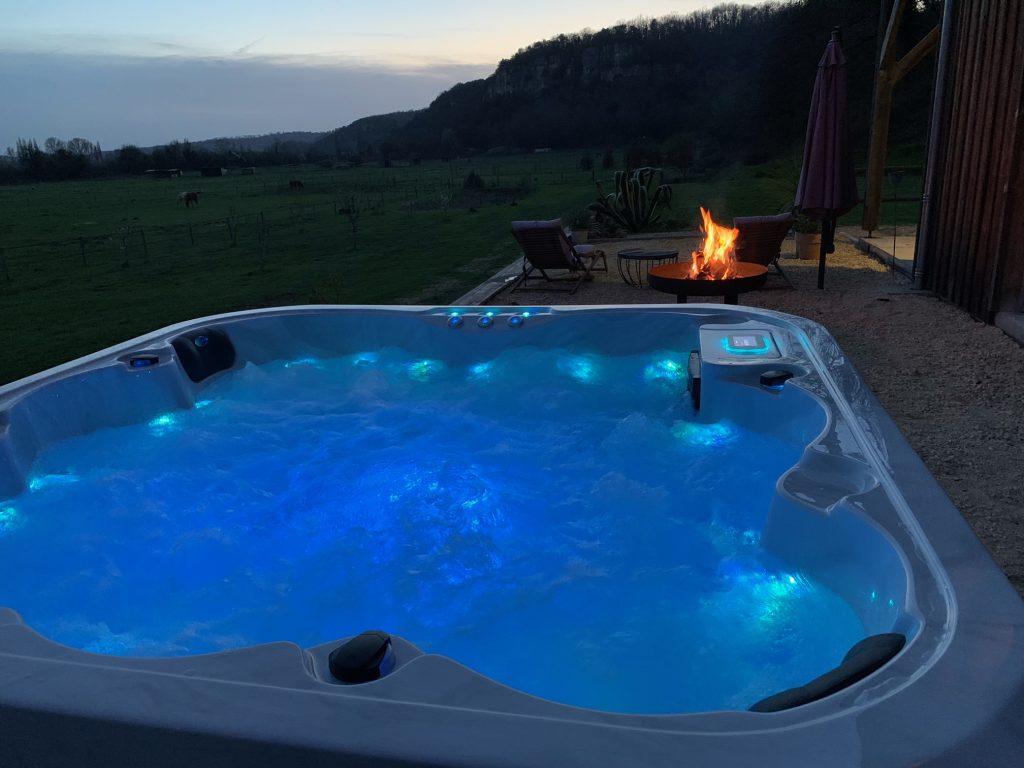 5 idées originales pour aménager un coin spa dans son jardin, Ligne-Spa