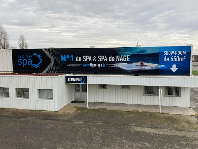 Installateur de spa : comment se passe la livraison et l’installation partout en France, Ligne-Spa
