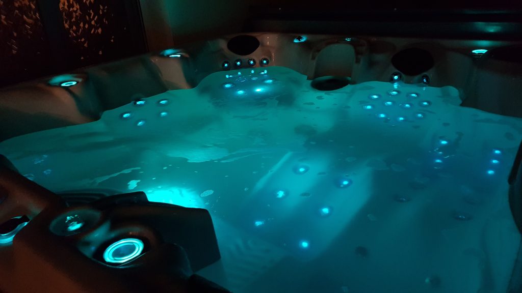 Chromoth&eacute;rapie : bienfaits, couleurs et utilisation dans un spa, Ligne-Spa
